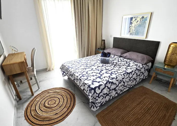 Luxurious 2br In Center With Internet Apartamento